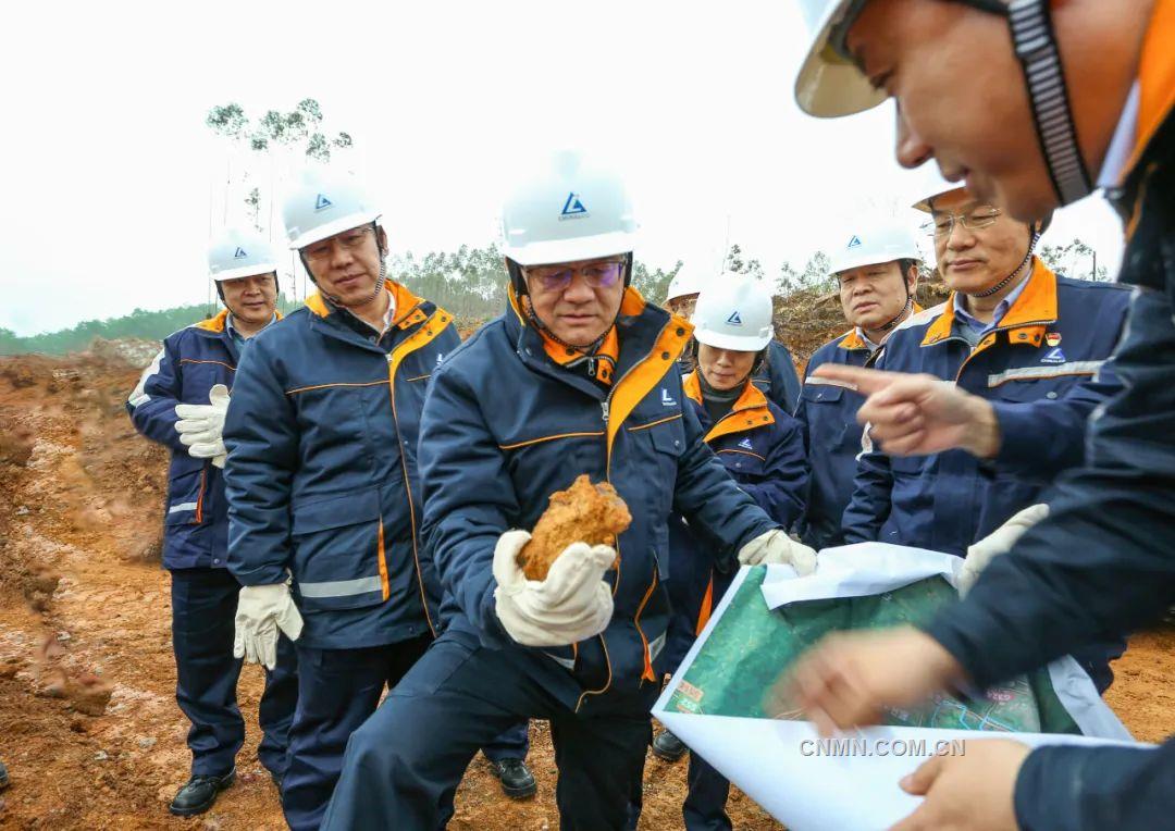 段向東到中鋁平果鋁企業(yè)、廣西華昇、中鋁國(guó)貿(mào)、中鋁高端等單位調(diào)研